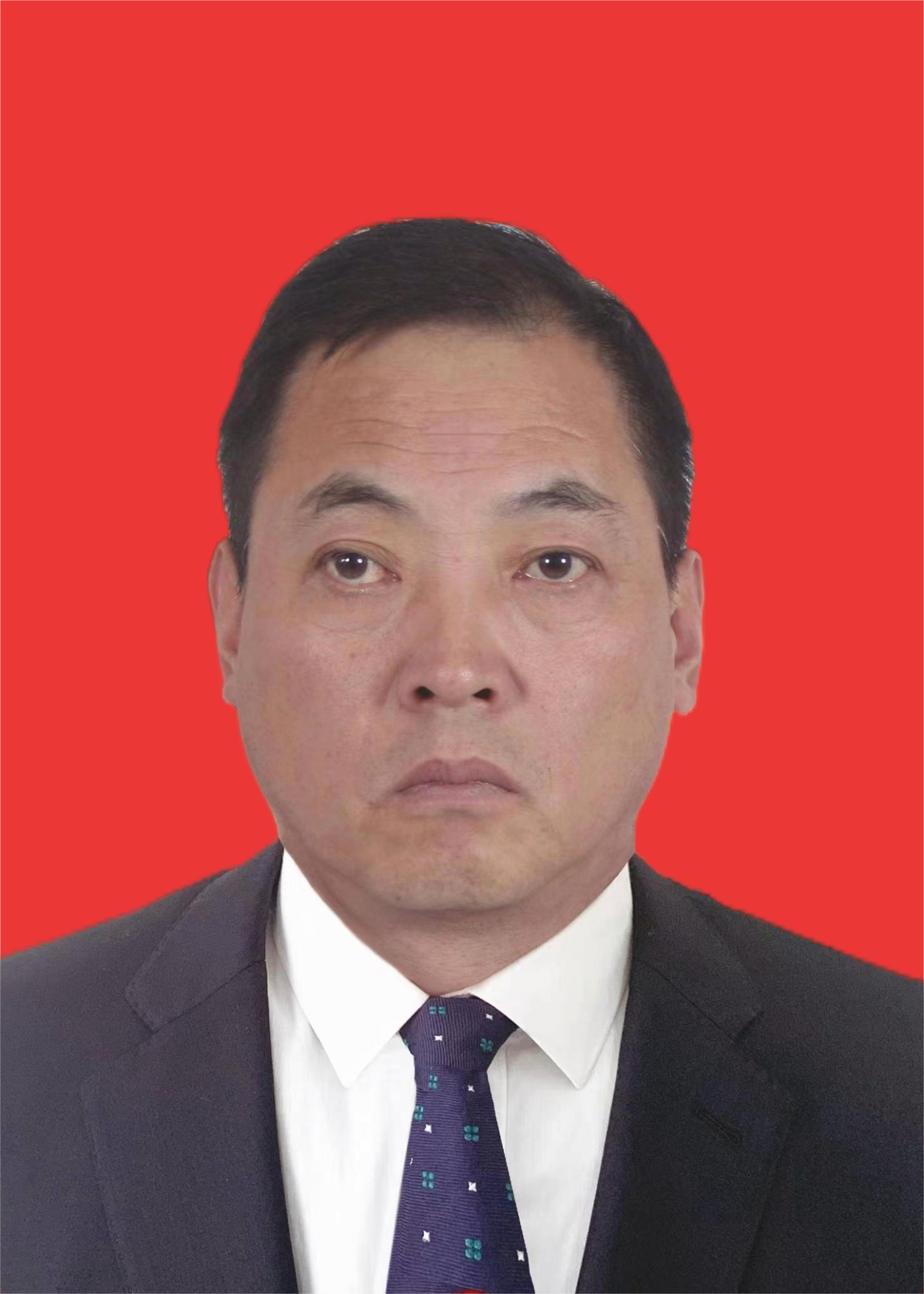 于科證件照（紅底).png